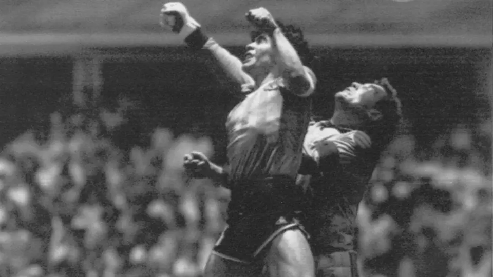 Shilton, portero víctima de la Mano de Dios: 'Lamento la muerte de Maradona pero no lo perdono'