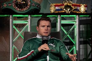 Canelo Álvarez reveló cuánto ganó en su primera pelea