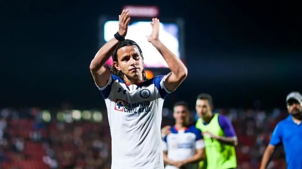 Jerry Flores anunció su retiro como jugador profesional