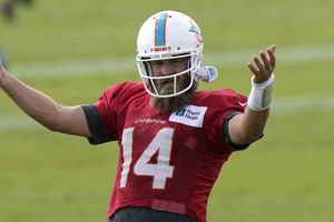 Miami Dolphins anunció que Ryan Fitzpatrick será su mariscal titular
