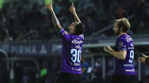 Liga MX: Mazatlán FC venció a un Querétaro que se quedó con dos hombres menos