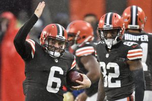 NFL: Browns venció a Eagles pese a ausencia de Garrett