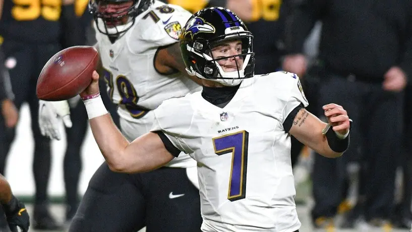 Ravens: Tras lesión de Robert Griffin III, Trace McSorley tomará su lugar