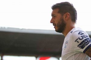 Ismael Sosa presumió el nacimiento de su nuevo hijo