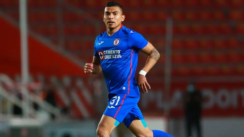 Orbelín Pineda: 'Mi contrato con Cruz Azul lo arregla mi agente, yo voy por el Título'