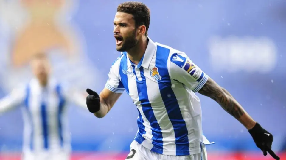 Raúl Jiménez: Willian José podría ser el remplazo del mexicano en el Wolverhampton