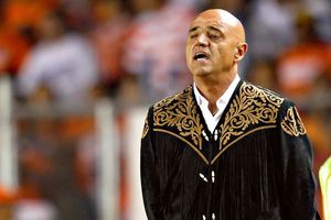 Chelís debutó como narrador con resultados poco alentadores