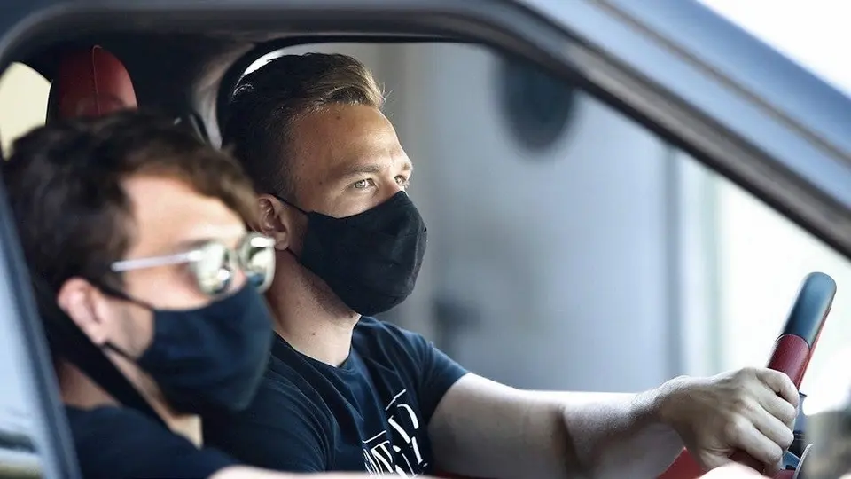 Barcelona: Arthur no pudo entrar al Camp Nou por falta de resultado de Covid-19