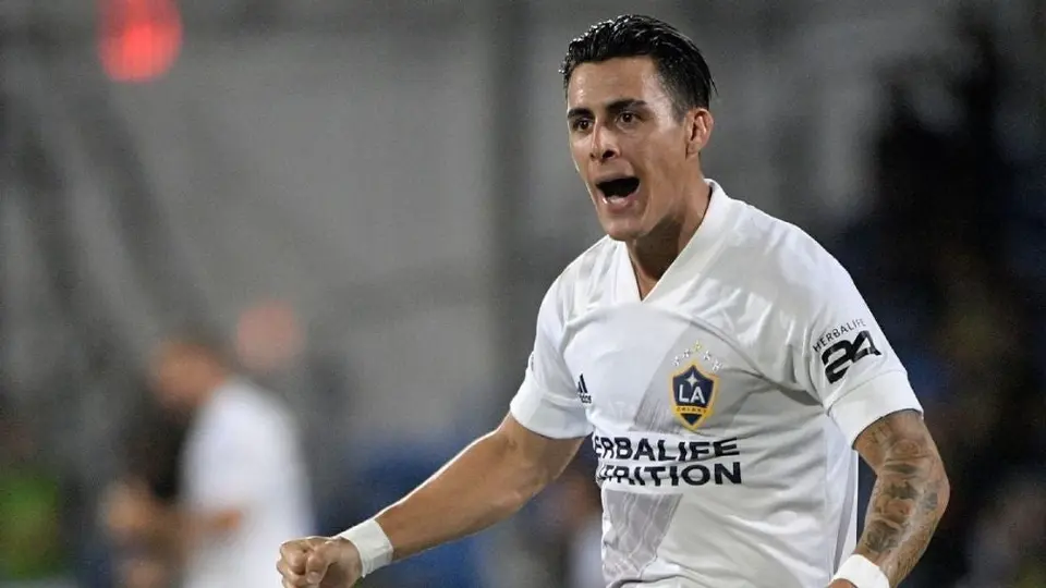 Cristián Pavón, excompañero de Chicharito, fue denunciado por abuso sexual