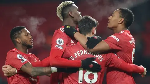 Manchester United, con el liderato en la mira durante su visita al Burnley