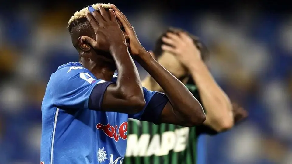 Chucky Lozano: Napoli reveló que Víctor Osimhen resultó positivo por Covid-19