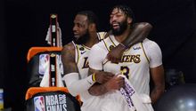 Lakers: Estrella de la TV estadounidense reveló que intercambia mensajes con un jugador