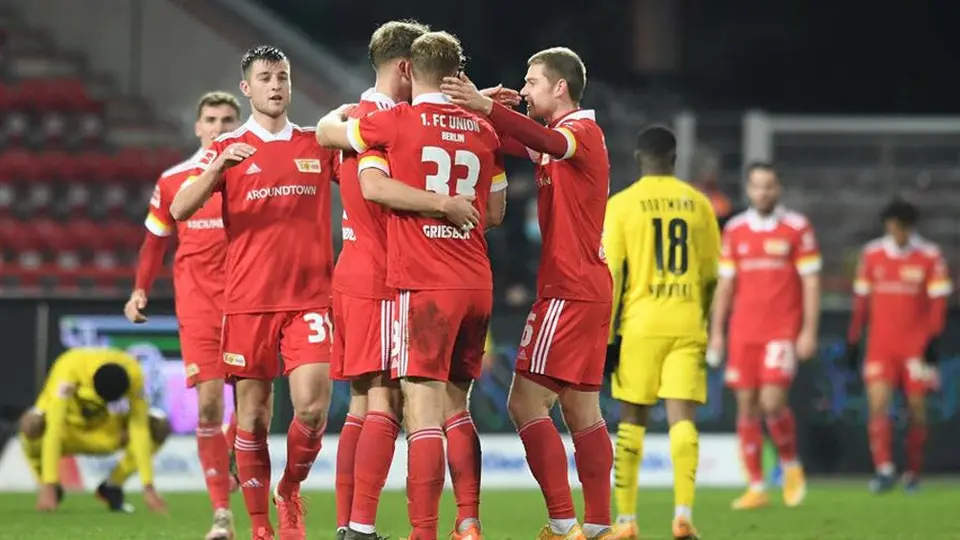Bundesliga: Borussia Dortmund, derrotado por Union Berlín en histórica noche para Moukoko