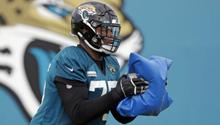 VIDEO: Jugador de Jacksonville Jaguars cazó un pez gigante