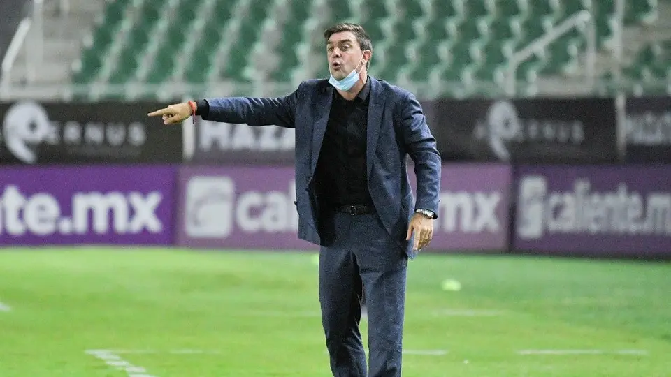 Xolos: Pablo Guede y otros cuatro jugadores dieron positivo a Covid-19