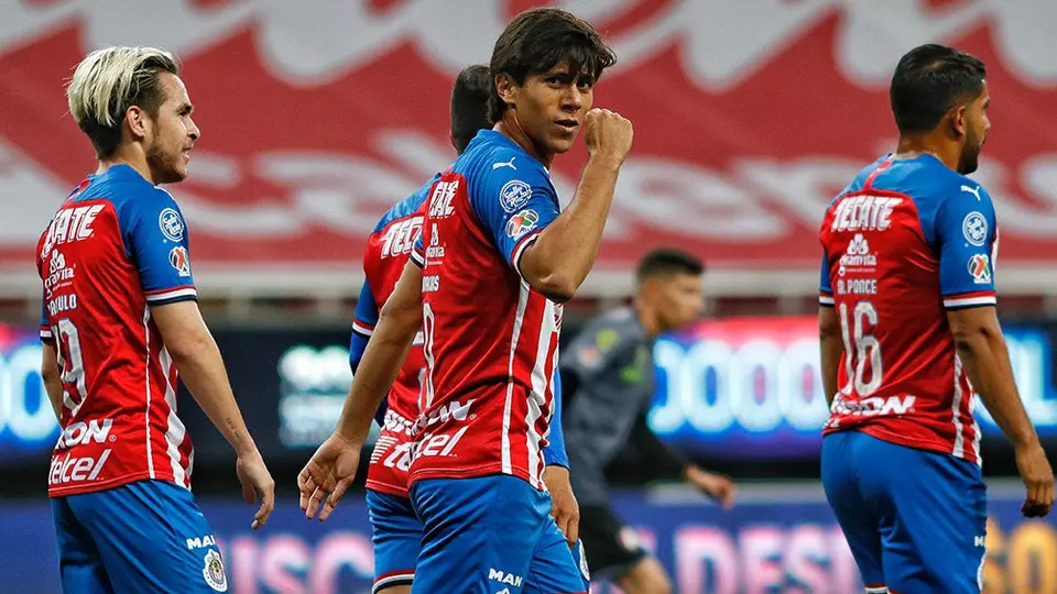 Chivas: JJ Macías no es el único jugador que interesa en Europa, aseguró Amaury Vergara