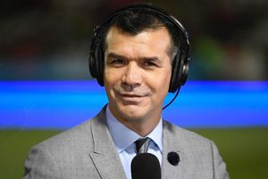 Jared Borgetti estrenó su canal de YouTube junto a sus hijas