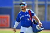 Duro golpe para Blue Jays: Alejandro Kirk será baja seis semanas tras cirugía