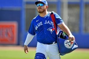 Duro golpe para Blue Jays: Alejandro Kirk será baja seis semanas tras cirugía