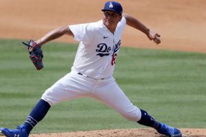 Playoffs MLB Dodgers vs Braves, un nuevo capítulo en la amistad de González y Julio Urías