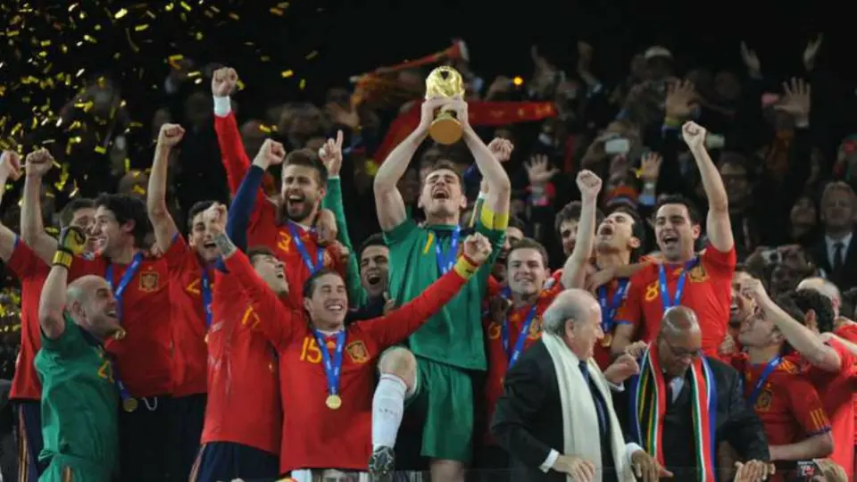 Del Bosque: 'La selección de España de 2010 fue un equipo unido, duro e inteligente'