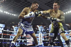 Óscar Valdez dedicó a su exentrenador la victoria sobre Berchelt