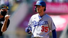 Dodgers: Cody Bellinger conectó jonrón, pero quedó en out por error de Turner