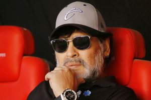 Maradona: Aficionados argentinos proponen billete con la cara de Diego