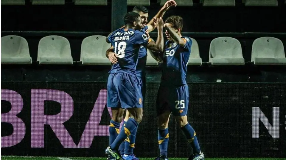 Tecatito Corona: Porto venció por la mínima al sotanero Farense