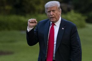 Donald Trump: Irán emitió orden de aprehensión contra el presidente estadounidense