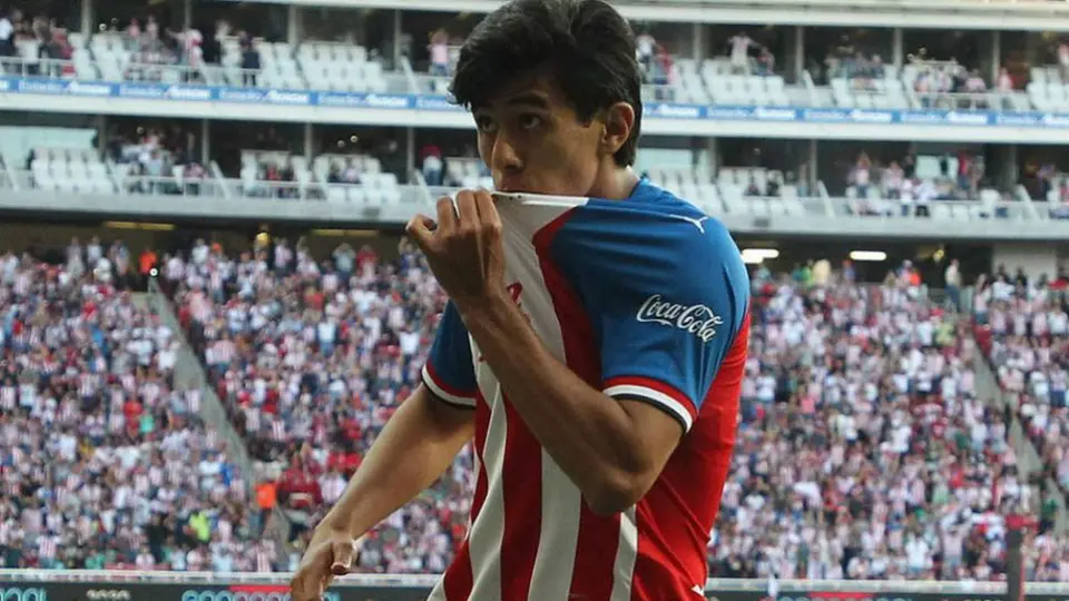 Chivas: Reiteró en redes que 'el escudo es primero'