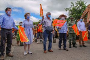 Gobernador Astudillo y Mercedes Calvo encabezaron atención a damnificados