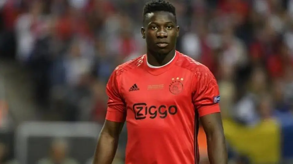 Ajax: André Onana, compañero de Edson Álvarez, suspendido un año por dopaje
