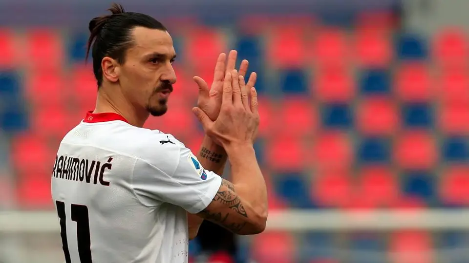 Zlatan: Anotó su gol número 500 en clubes en victoria sobre Crotone