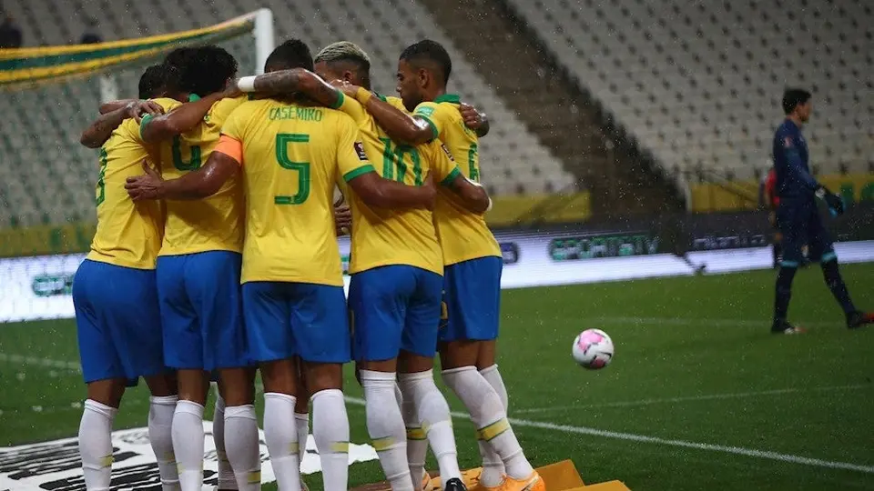 Brasil le propinó una 'manita' a Bolivia con doblete de Roberto Firmino