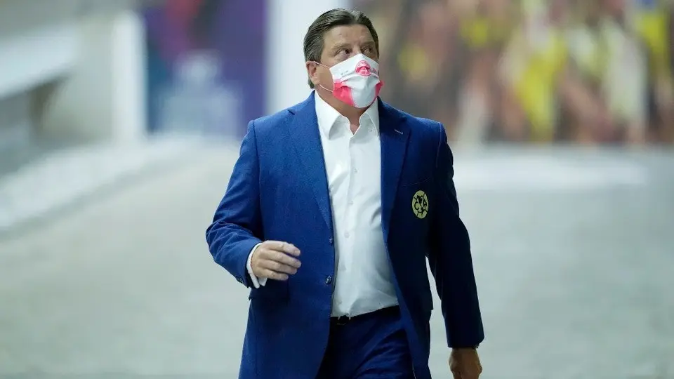 América: Piojo Herrera, suspendido cinco partidos por conato de bronca vs LAFC