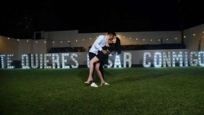 Jesús Gallardo le propuso matrimonio a su novia