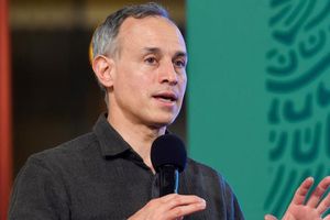 López-Gatell: Con síntomas leves tras dar positivo a Covid-19