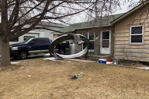 Video: Avión aterrizó de emergencia tras presentar fallas en el motor