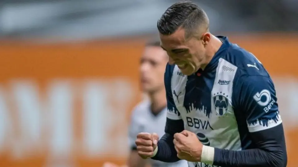 Rayados: Afición colgó una manta de apoyo a Funes Mori en las gradas del BBVA