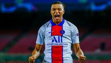 Video: Mbappé charló en perfecto español con niño que lucha contra el cáncer
