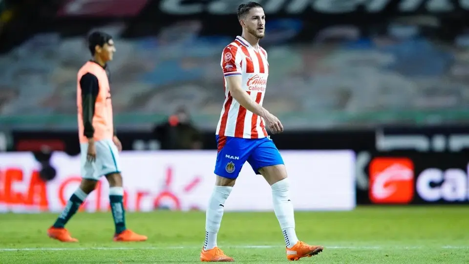 Chivas: Hiram Mier es baja para el duelo ante Querétaro