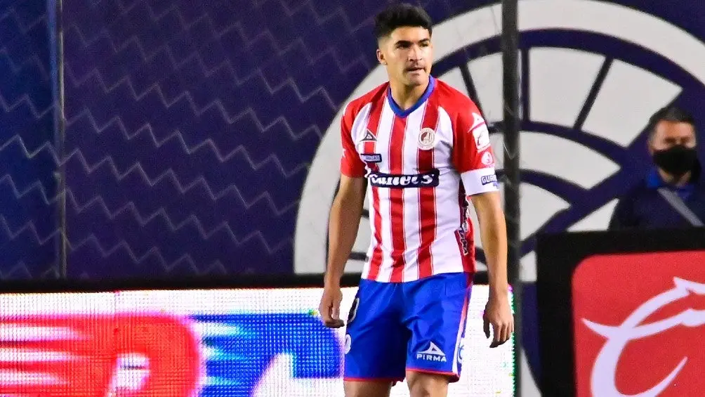 Nicolás Ibañez en juego ante Santos | IMAGO7
