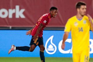 Video: Familia de Ansu Fati 'enloqueció' tras gol vs Ucrania