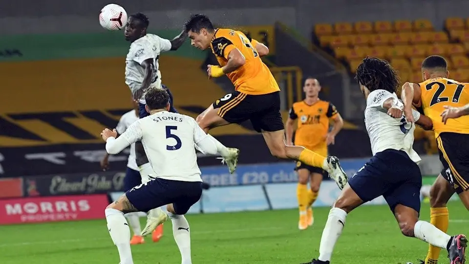 Raúl Jiménez: Anotó gol en la derrota de Wolves con Manchester City