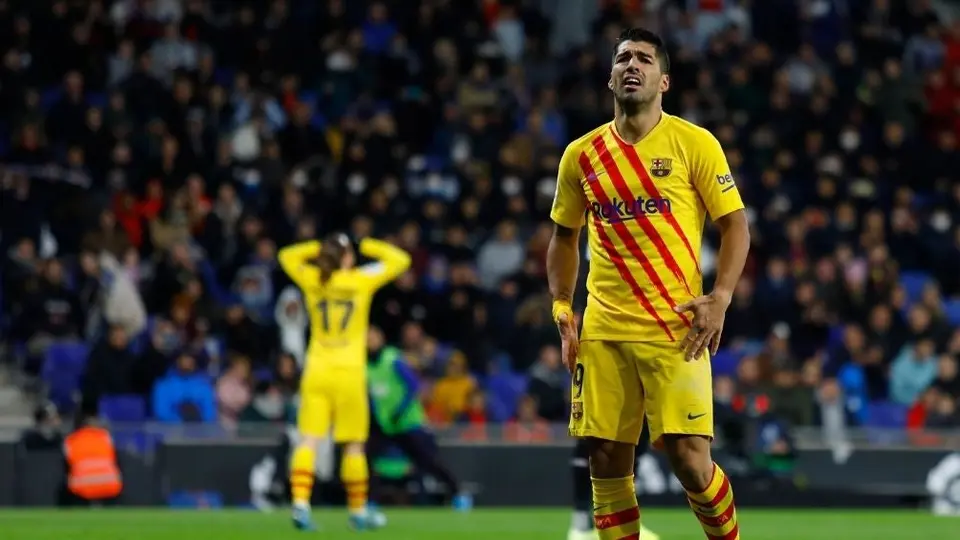 Barcelona habría bloqueado la salida de Luis Suárez al Atlético de Madrid
