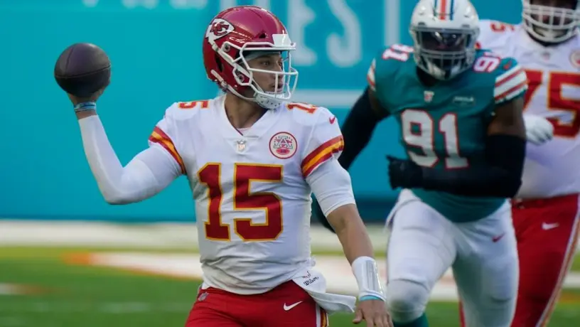 NFL: Chiefs aseguraron liderato de su división con victoria sobre Miami