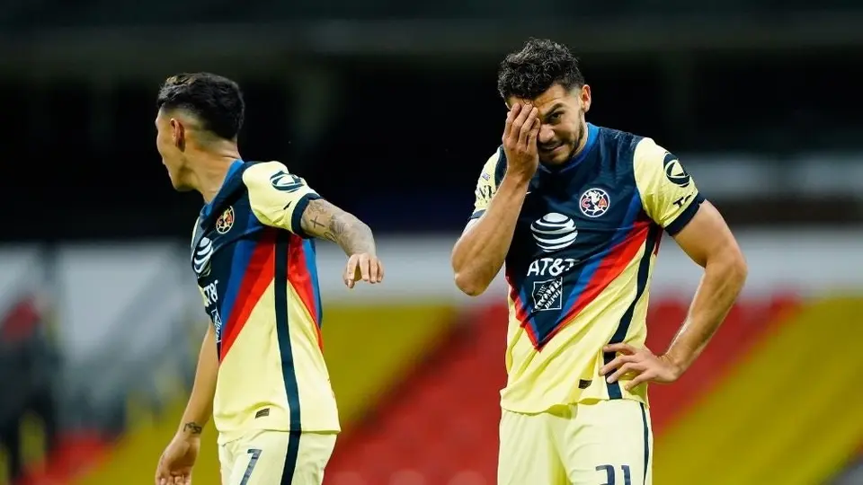América: Henry Martin expresó su molestia en redes por el gol que le anularon