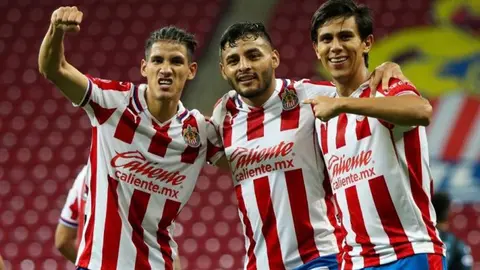 Chivas: Ofensiva del Rebaño respondió cuando estuvo sana y sin problemas extra cancha
