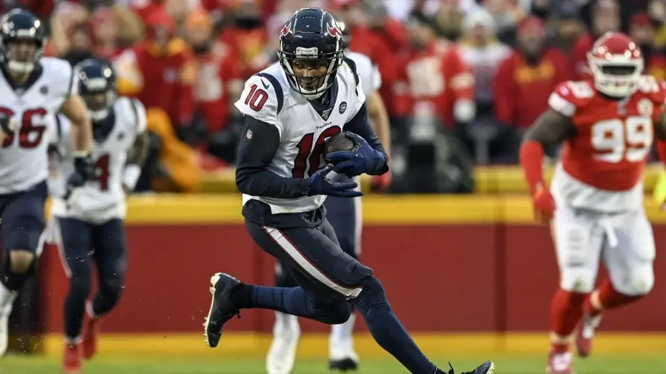 NFL: Cardinals y DeAndre Hopkins acordaron histórica extensión de contrato